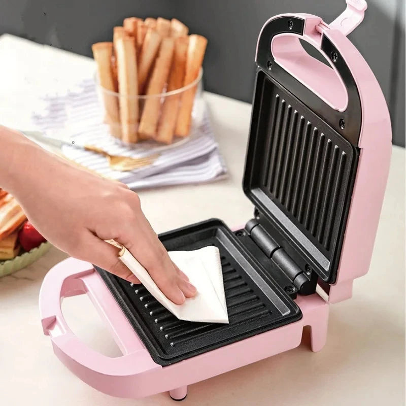 650W Sandwich Maker Home Electric Waffle Maker Panini Bake Maker Fast Breakfast Maker Heating Toaster Kitchen Appliances 220V