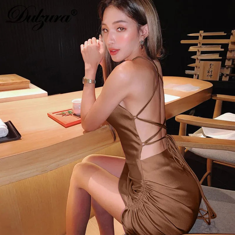 Dulzura ซาตินผู้หญิงชุดมินิ Ruched Lace Up CROSS BANDAGE Backless Bodycon เซ็กซี่ปาร์ตี้ Elegant 2023 Club Christmas Slim