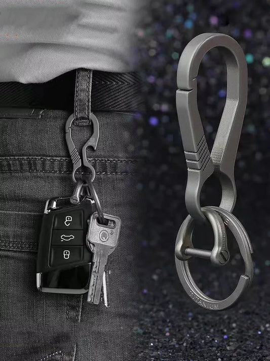 High-End ไทเทเนียมพวงกุญแจผู้ชายหรูหรารถ Key CHAIN ​​แหวนน้ำหนักเบา EDC Carabiner ผู้ถือที่ดีที่สุดของขวัญสำหรับชาย