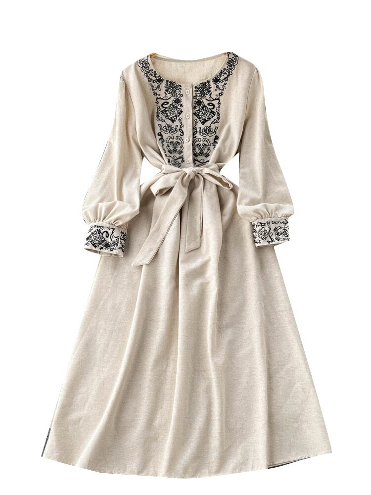 New Bohemian Lndie Folk Style Dress Women Embroidery Vintage Waist Cotton and Linen Holiday Dress Women Lace Up Long Dress G01