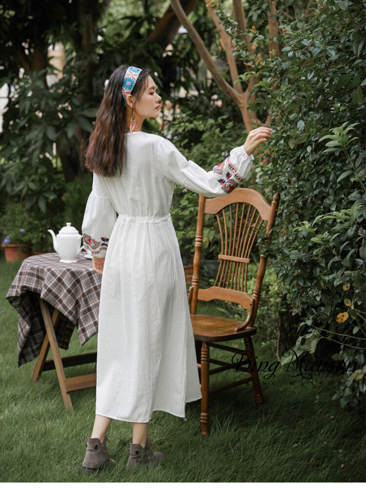2022 Fashion Summer and Autumn Dress Pattern Embroidery Cotton Linen White Skirt Holiday Three-quarter Sleeve Long Skirt Party
