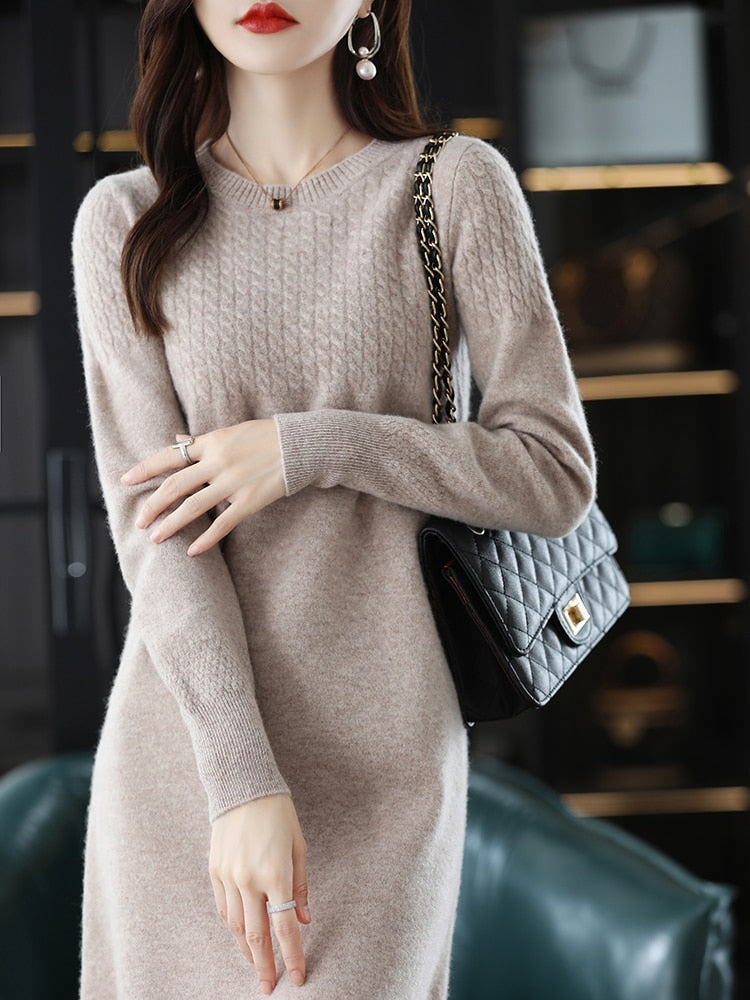 Round Neck Cashmere Dress Women&#39;s Long Pullover Sweater Autumn And Winter New Knitted Knee-Length Pure Wool Dress