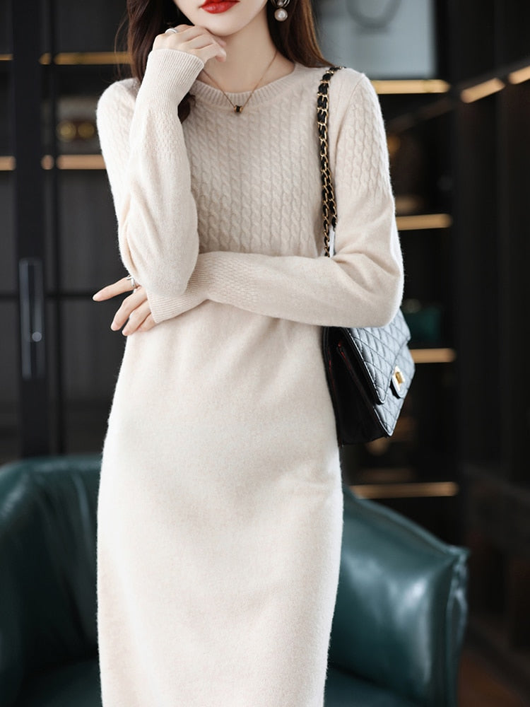 Round Neck Cashmere Dress Women&#39;s Long Pullover Sweater Autumn And Winter New Knitted Knee-Length Pure Wool Dress