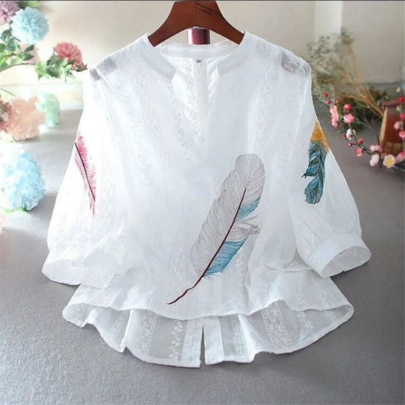 Cotton Lace Blouses Loose Summer Top Women Shirt Embroidery Flowery V-neck Lantern Sleeve Shirt Temperament Female Thin Shirt